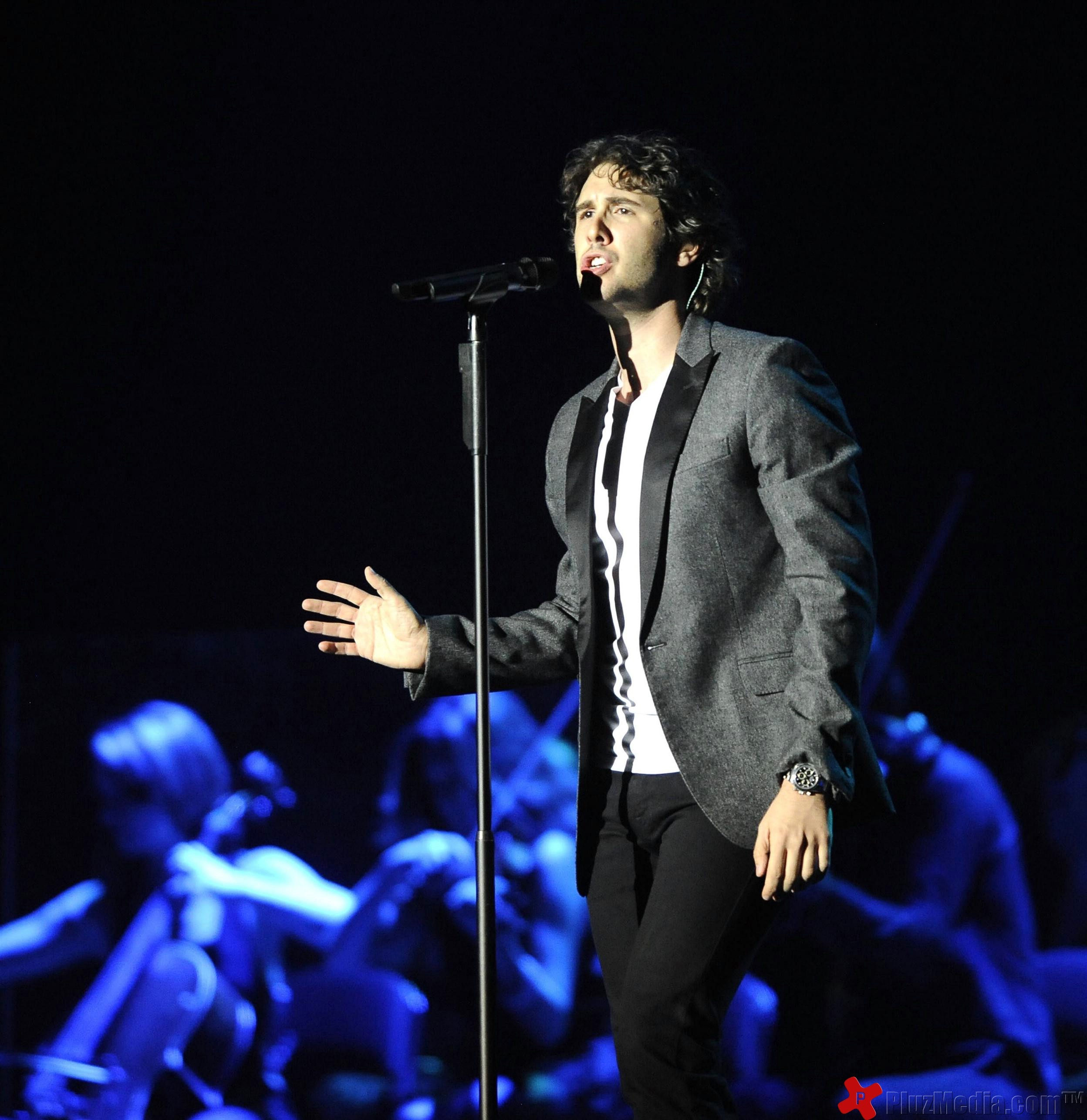 Josh Groban performs live at the Heineken Music Hall | Picture 92766